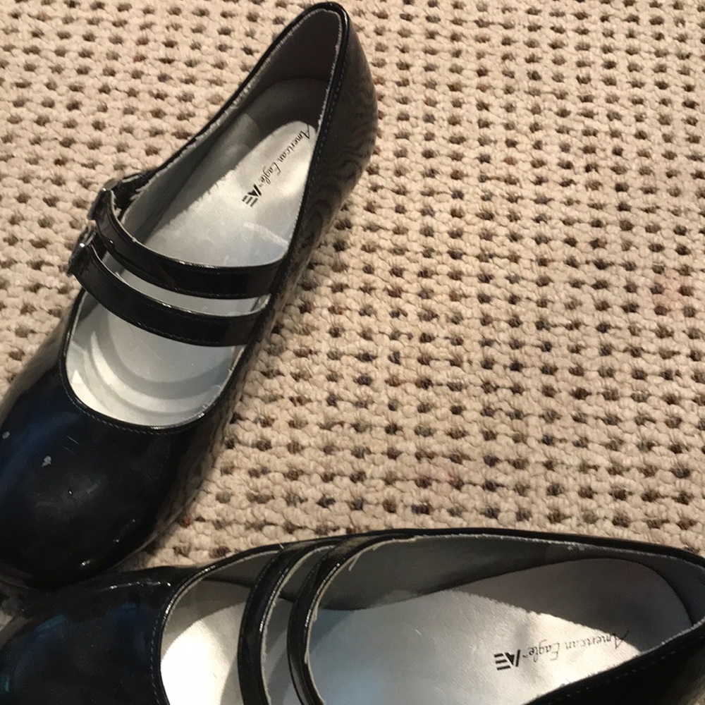 Shoes - Picture 6 of 6